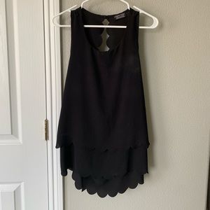 Violets Scallop Blous